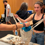 Les élèves de dernière année du Lycée Français de Gran Canaria ont participé aujourd’hui à la journée de remise des dossards de la Transgrancanaria
